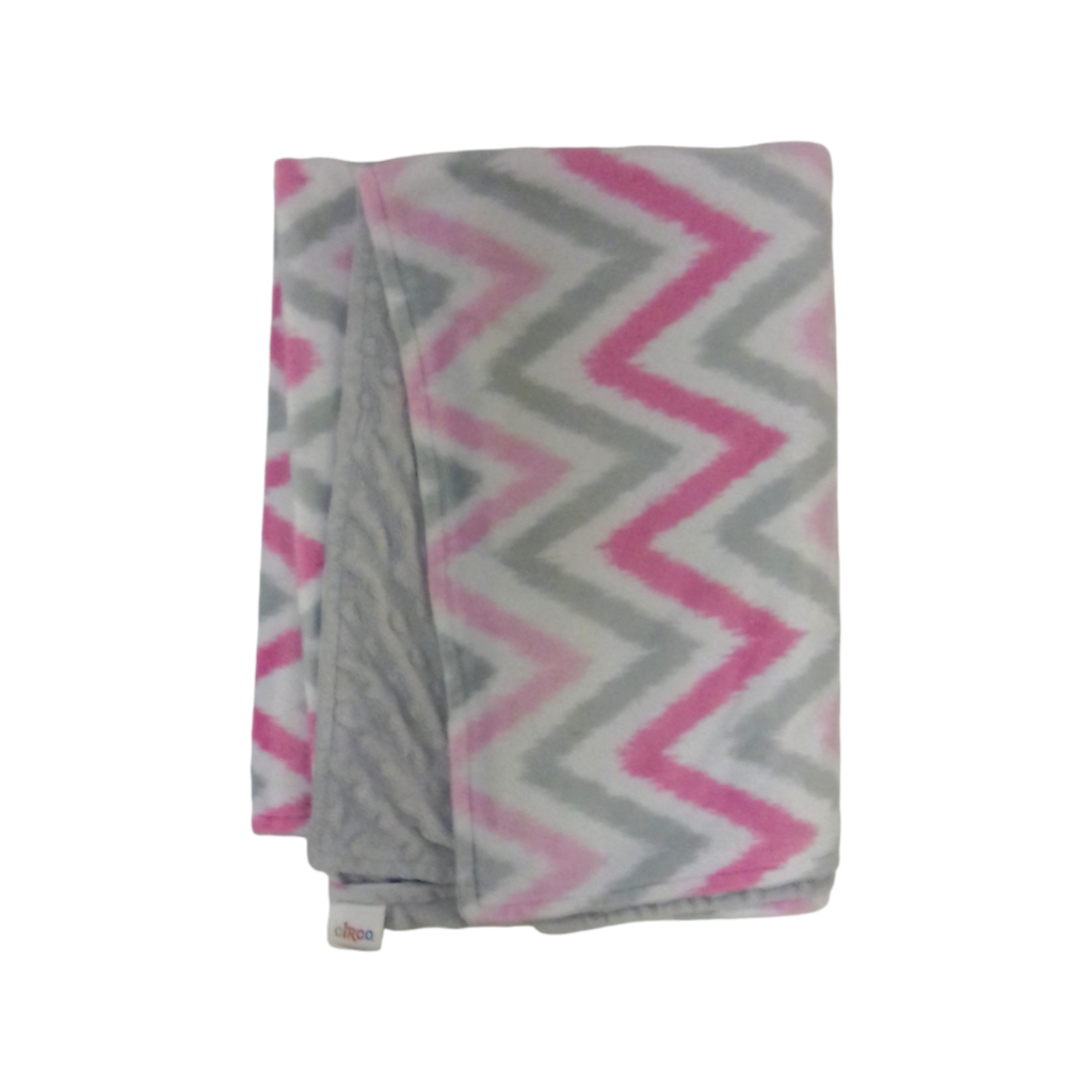 Blanket (Grey/Pink), Gear