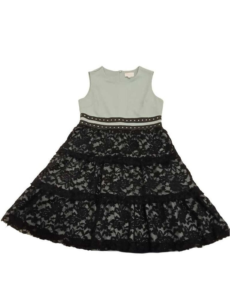 Lace dress