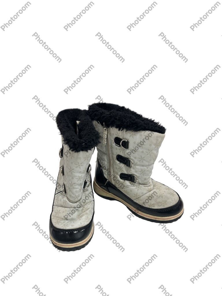 Snow Boots
