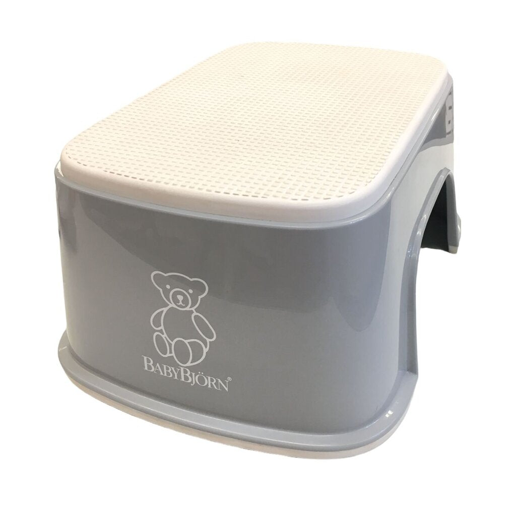 Step Stool (Grey), Gear