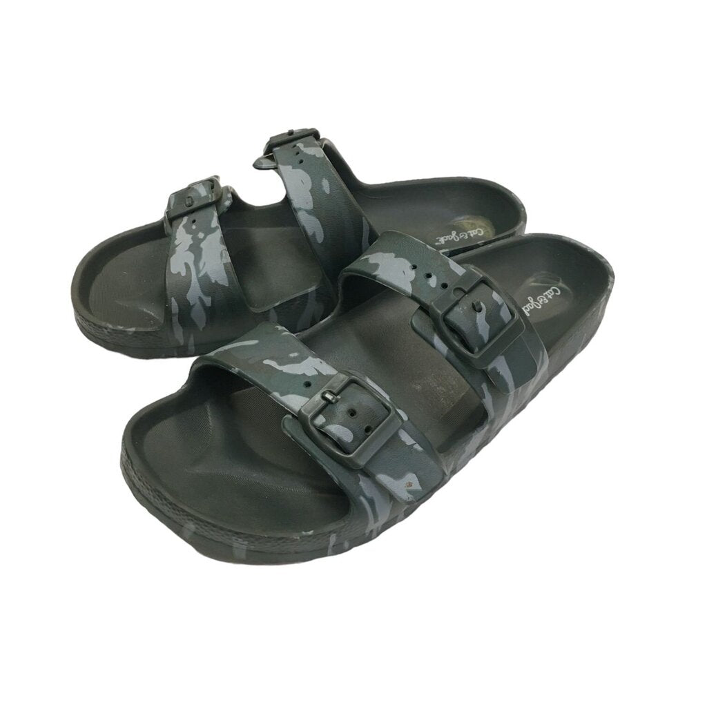 Shoes (Camo), 5y, Size: 5