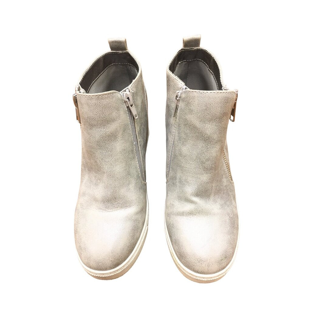 Silver Boots, Girls, Size: 5Y