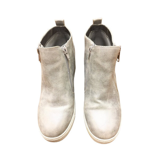 Silver Boots, Girls, Size: 5Y