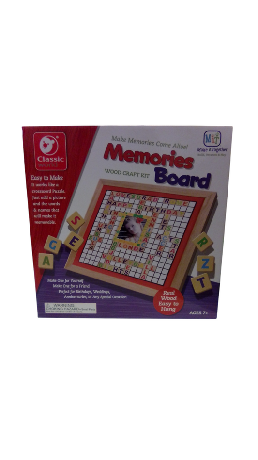 Memories Board, Decor