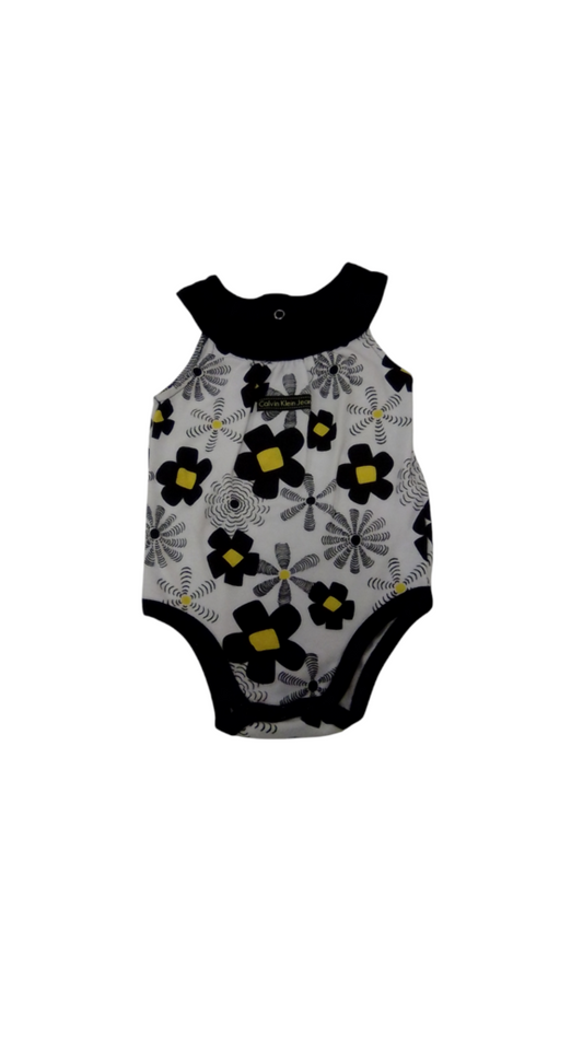 Onesie: Black Flowers, Girl, Size: 6/9m