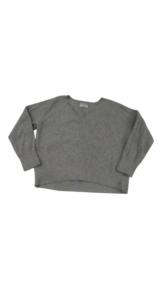Sweater: Gray V-Neck, Womens, Size: M