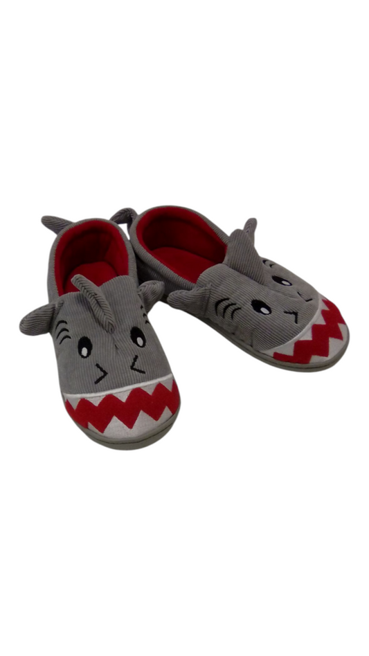 Shark Slippers, Boy, Size: 11/12