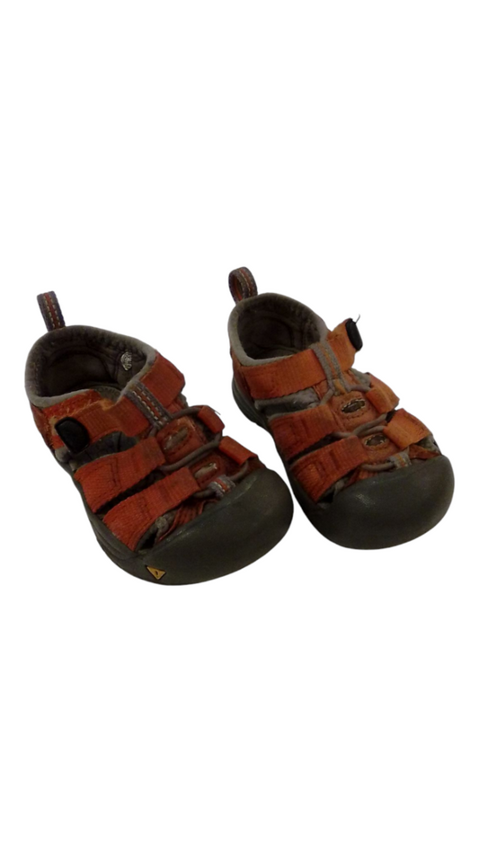 Sandals: Orange / Gray, Boy, Size: 5t