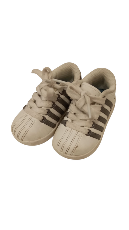 Tennis Shoes, Boys, Size: 5
