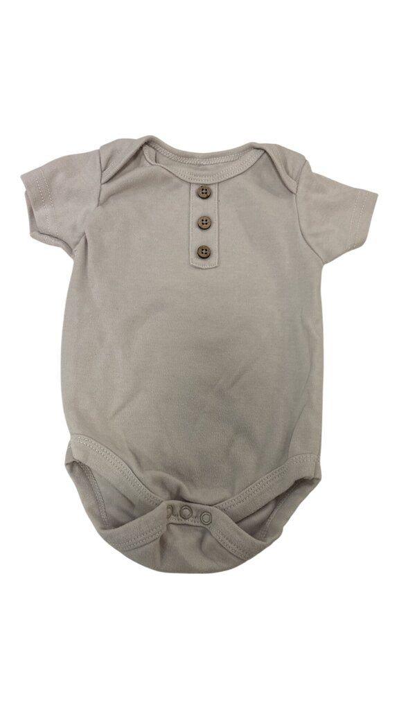 Onesie: Grey, Boy, Size: 3/6m