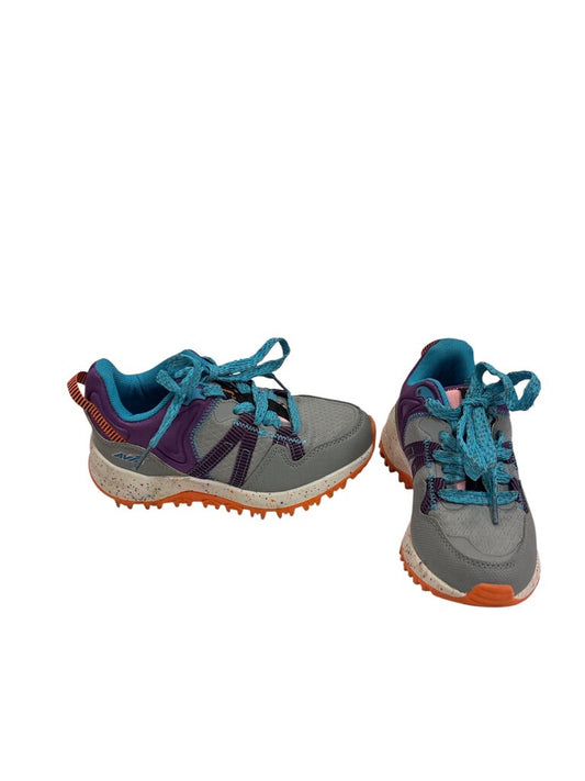 Tenny Shoes