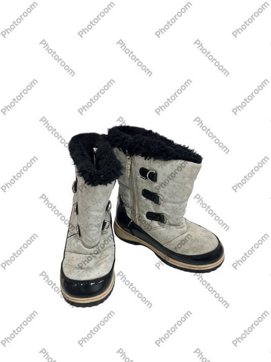 Snow Boots