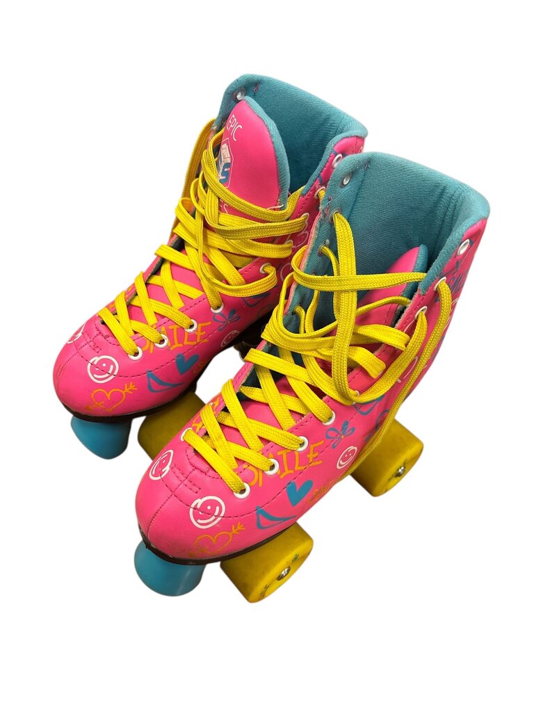 Roller Skates - Smile